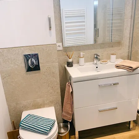 Apartamento Au Coeur Du Vieil Antibes